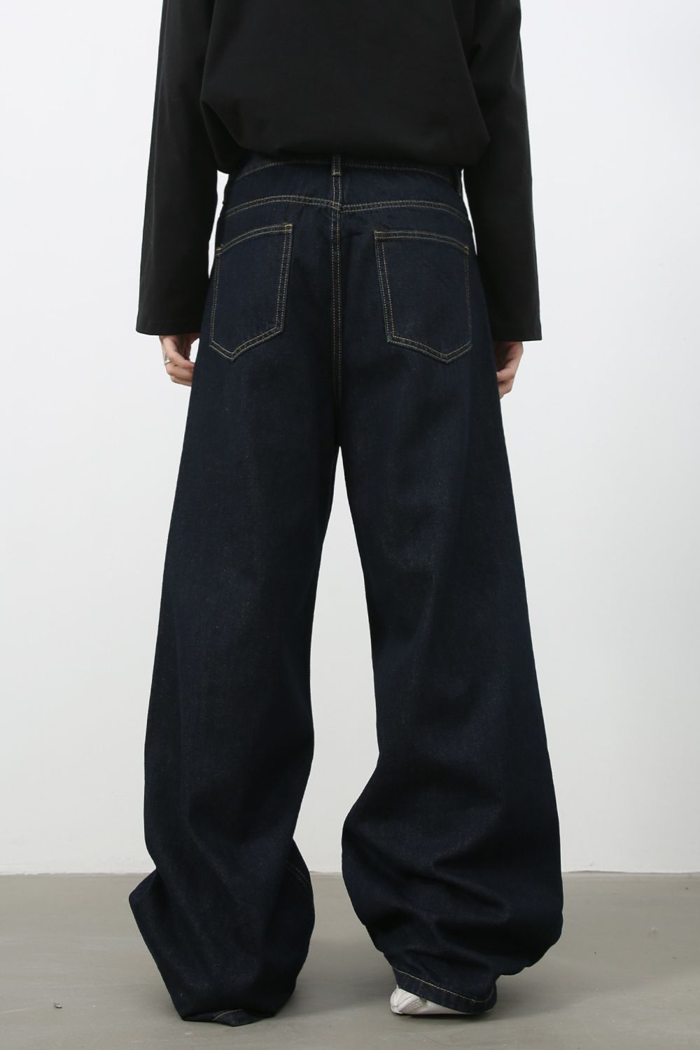 Men's Wide Leg Jeans with Pockets Zweitbild