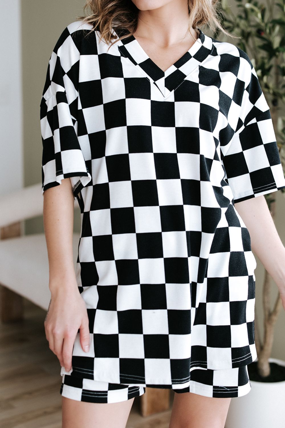Checkerboard V Neck Loose Tee and Shorts Set - felvior