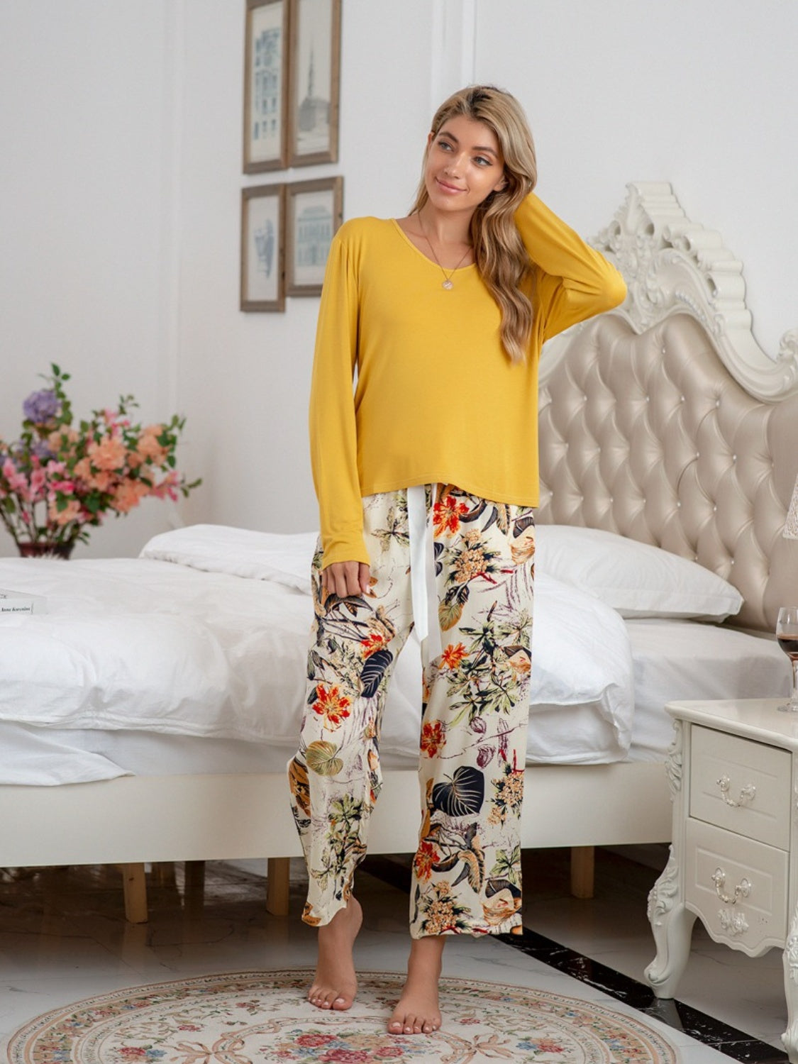 Round Neck Top and Printed Pants Lounge Set - felvior