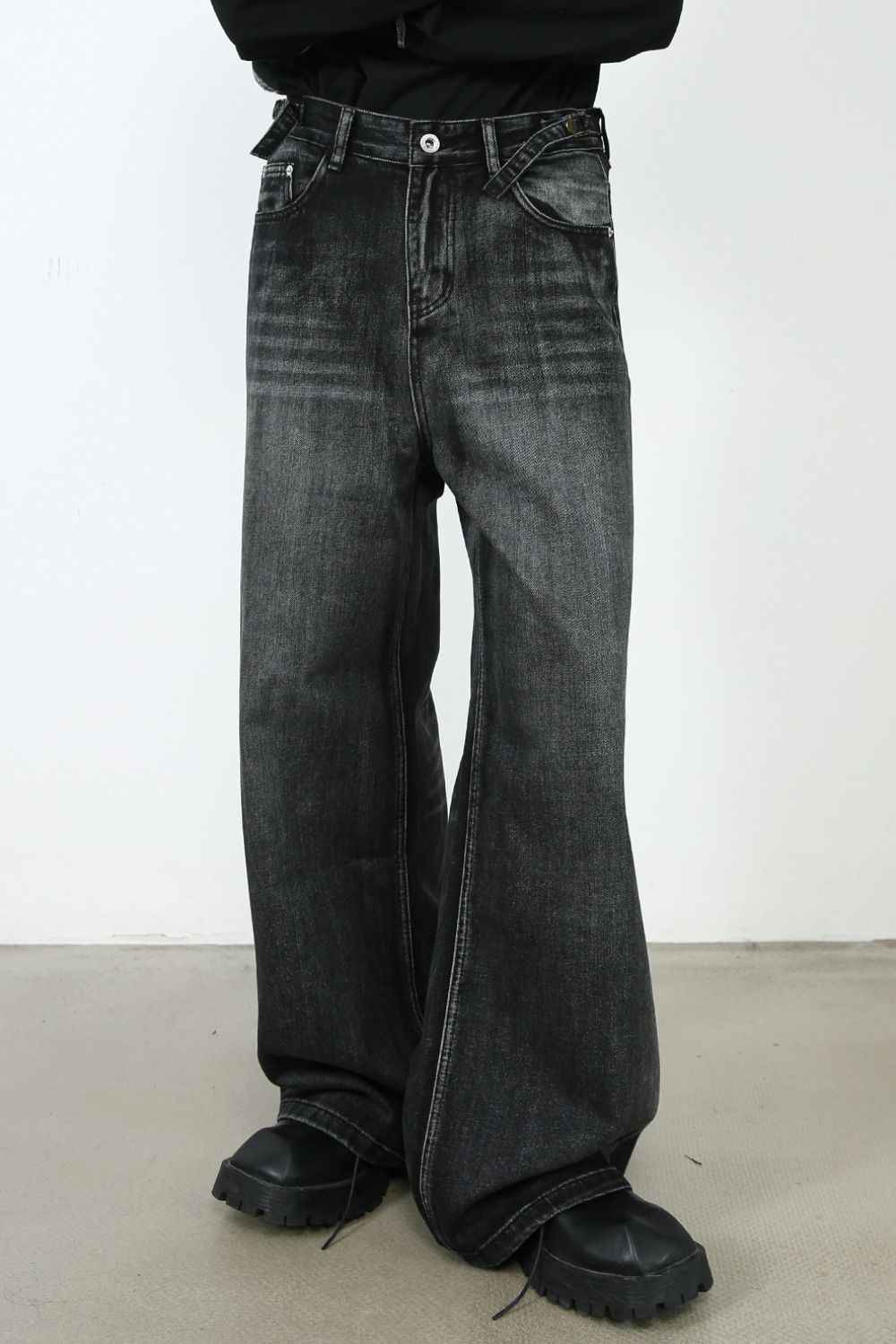 Men's Wide Leg Jeans with Pockets - felvior