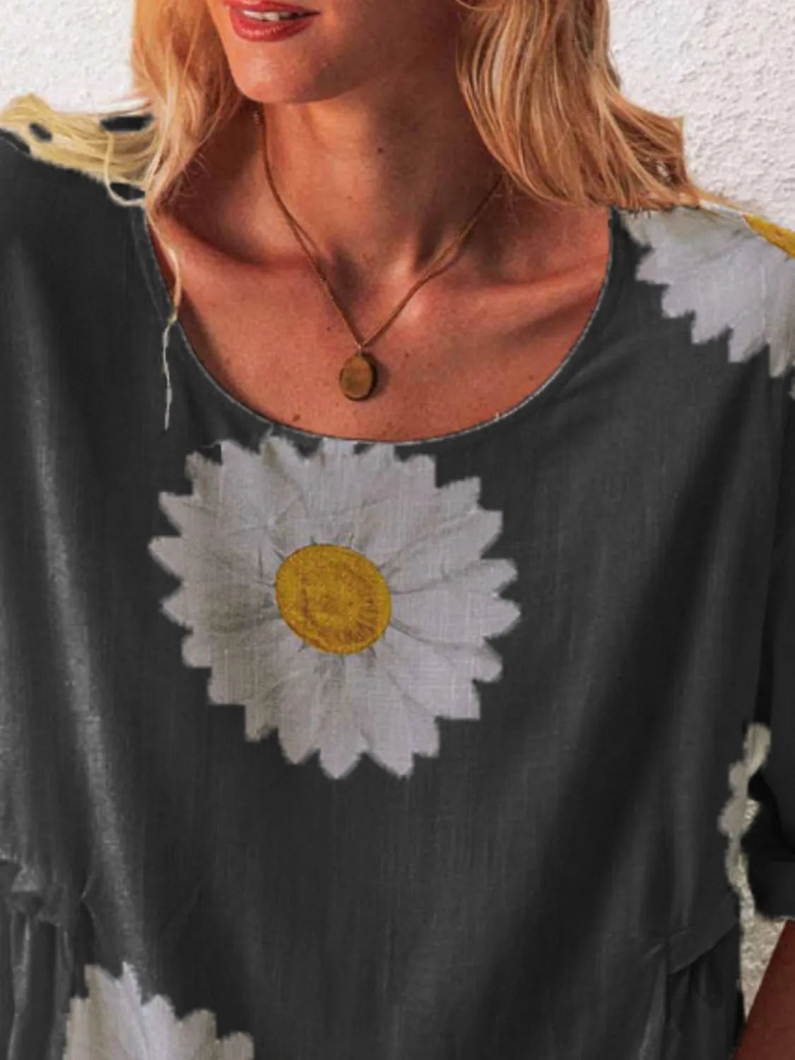 Full Size Flower Round Neck Half Sleeve T-Shirt Plus Size - felvior
