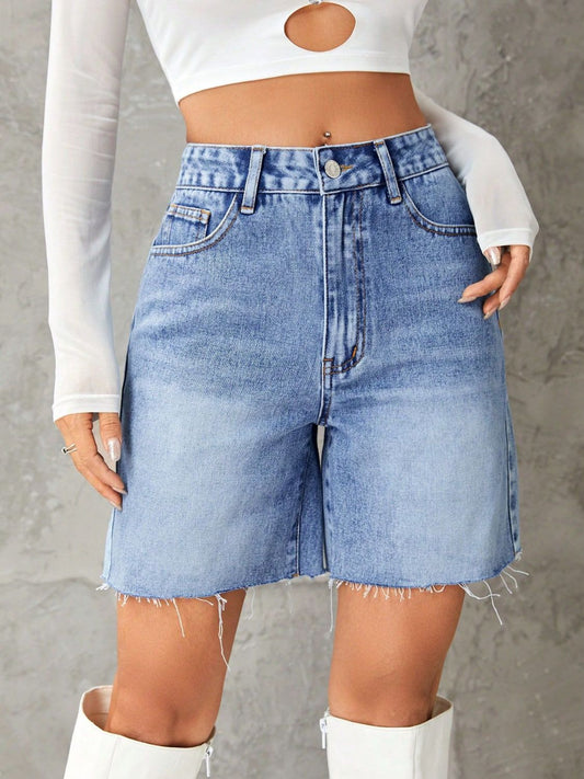Frayed Hem Denim Shorts - felvior