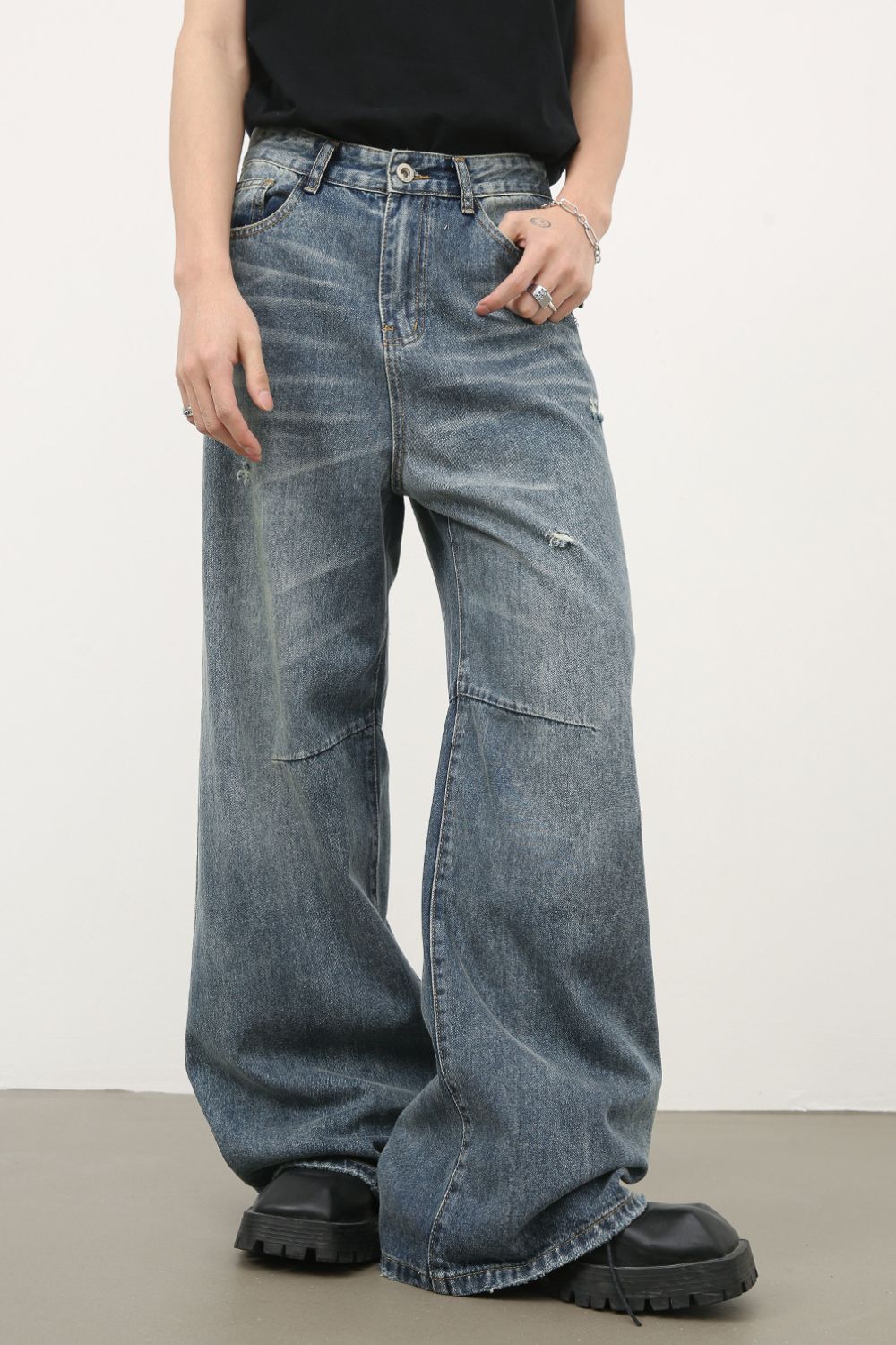 Men's Distressed Wide Leg Jeans Zweitbild