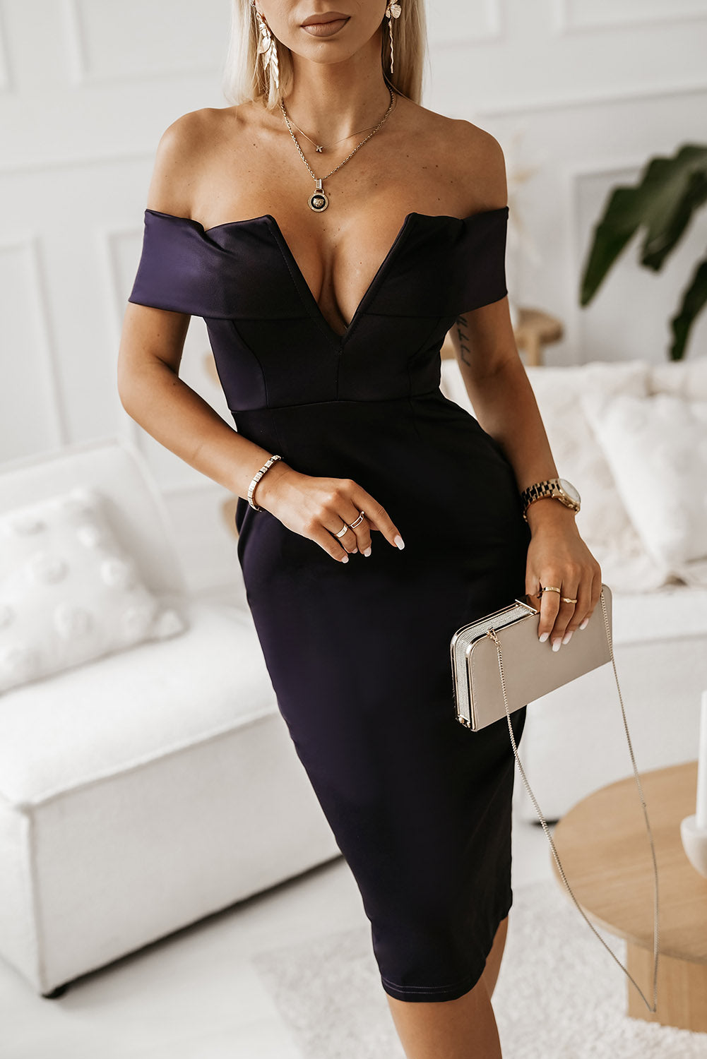 Off-Shoulder Zip-Back Slit Dress - felvior