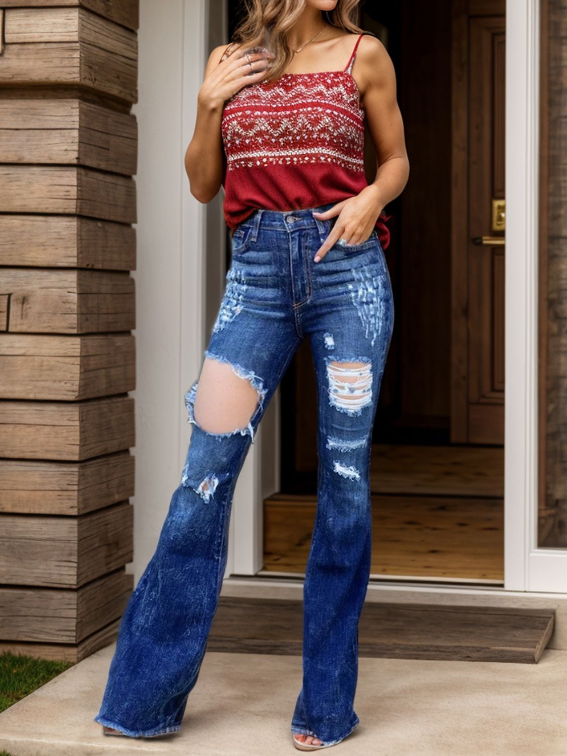 Raw Hem Distressed Bootcut Jeans - felvior