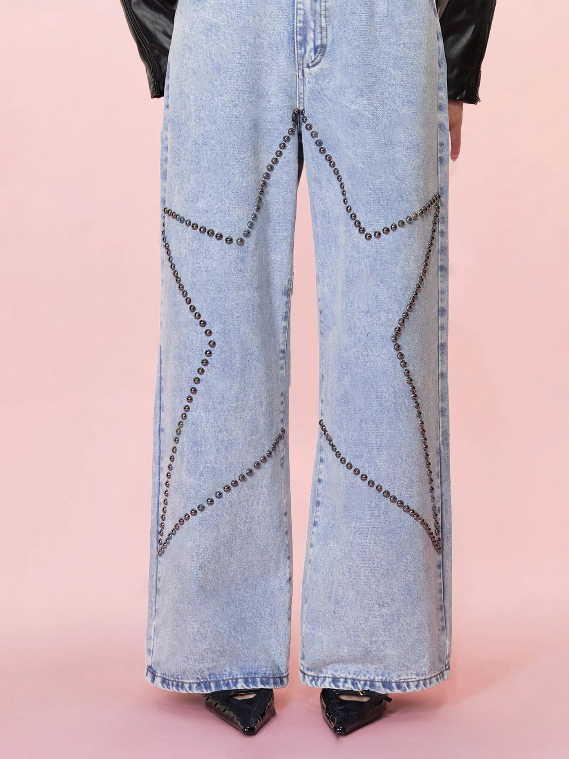 Studded Star Straight Jeans with Pockets - felvior