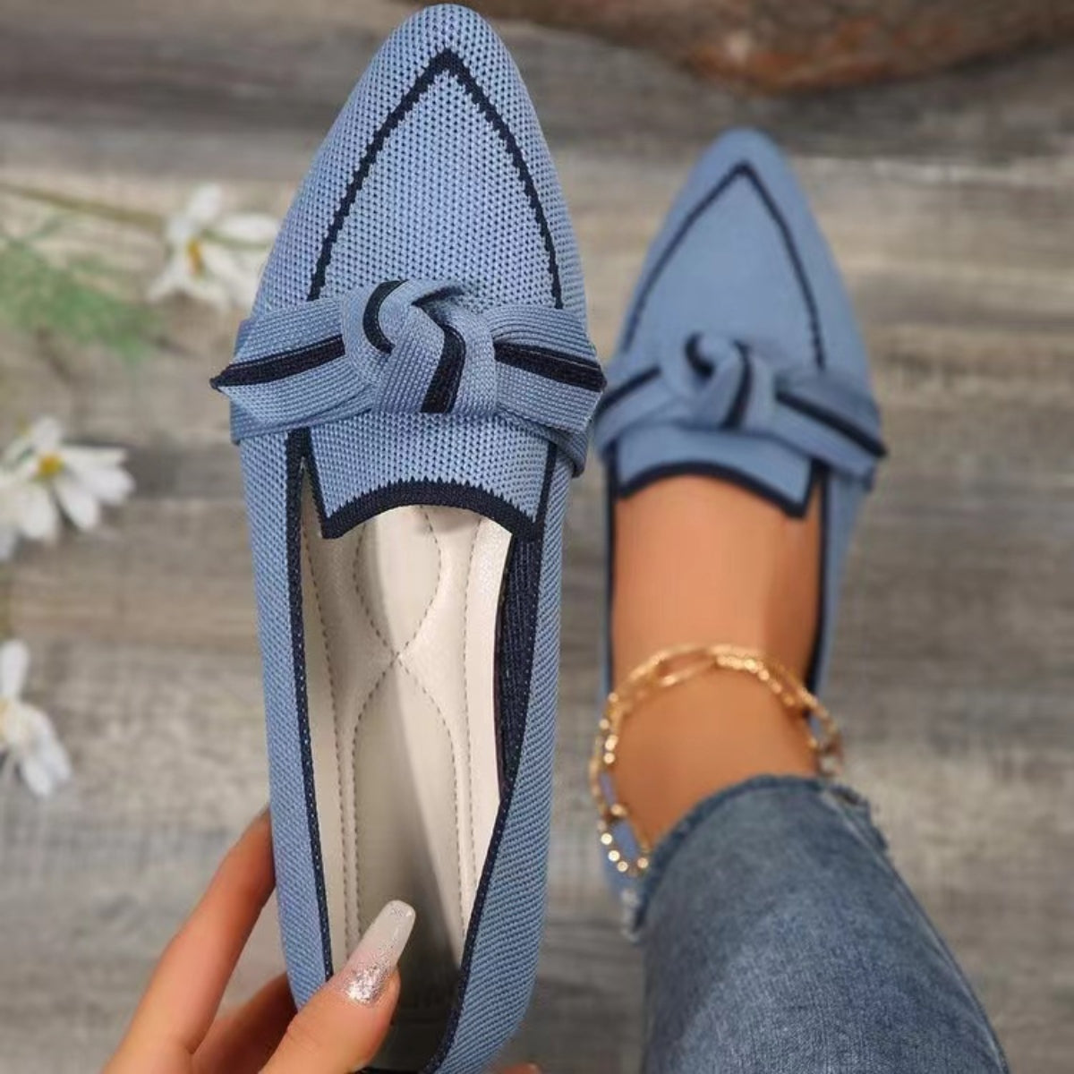 Bow Contrast Trim Point Toe Loafers Image principale du produit