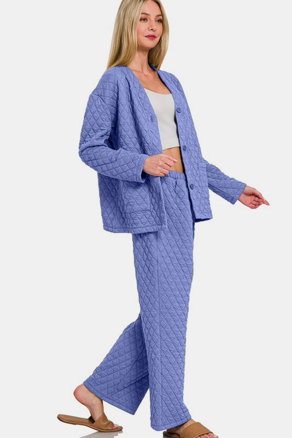 Ensemble de détente Zenana avec haut à manches longues et pantalon boutonnés matelassés Image secondaire du produit