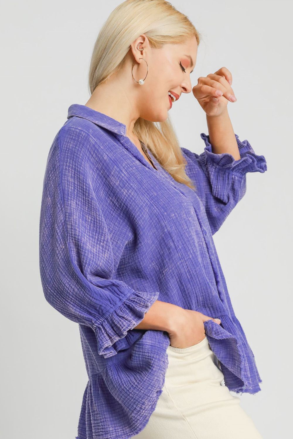 Umgee Plus Size Oberteil aus mineralgewaschener Baumwollgaze Zweitbild