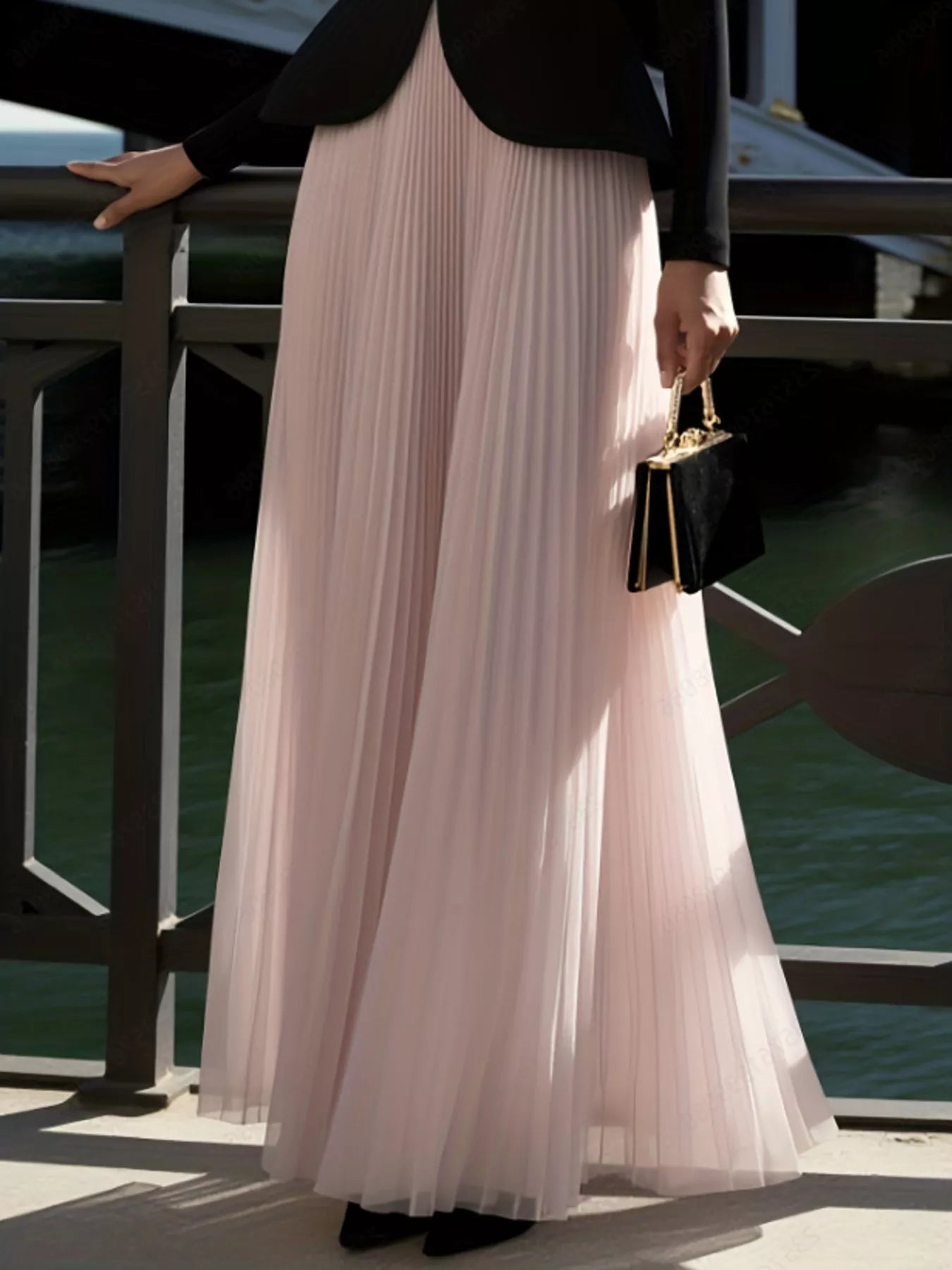 c23fb35ff6b44377be67e108339d4edf-Max-Origin Main image