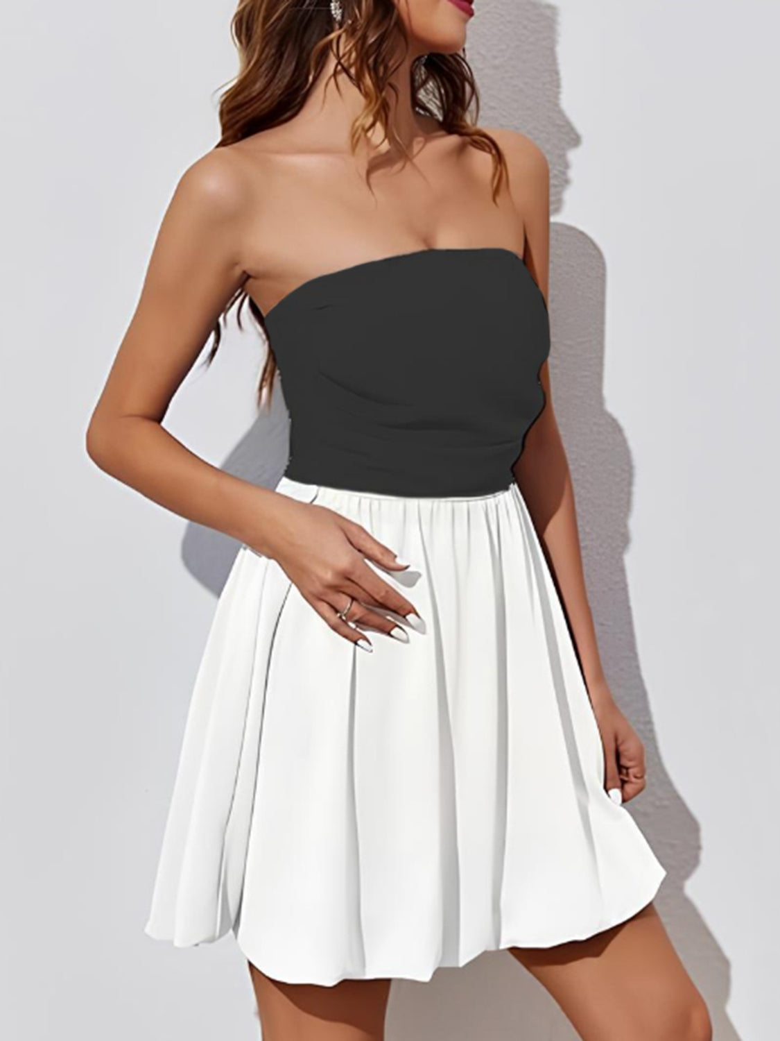 Ruched Two-Tone Tube Mini Dress Hauptbild