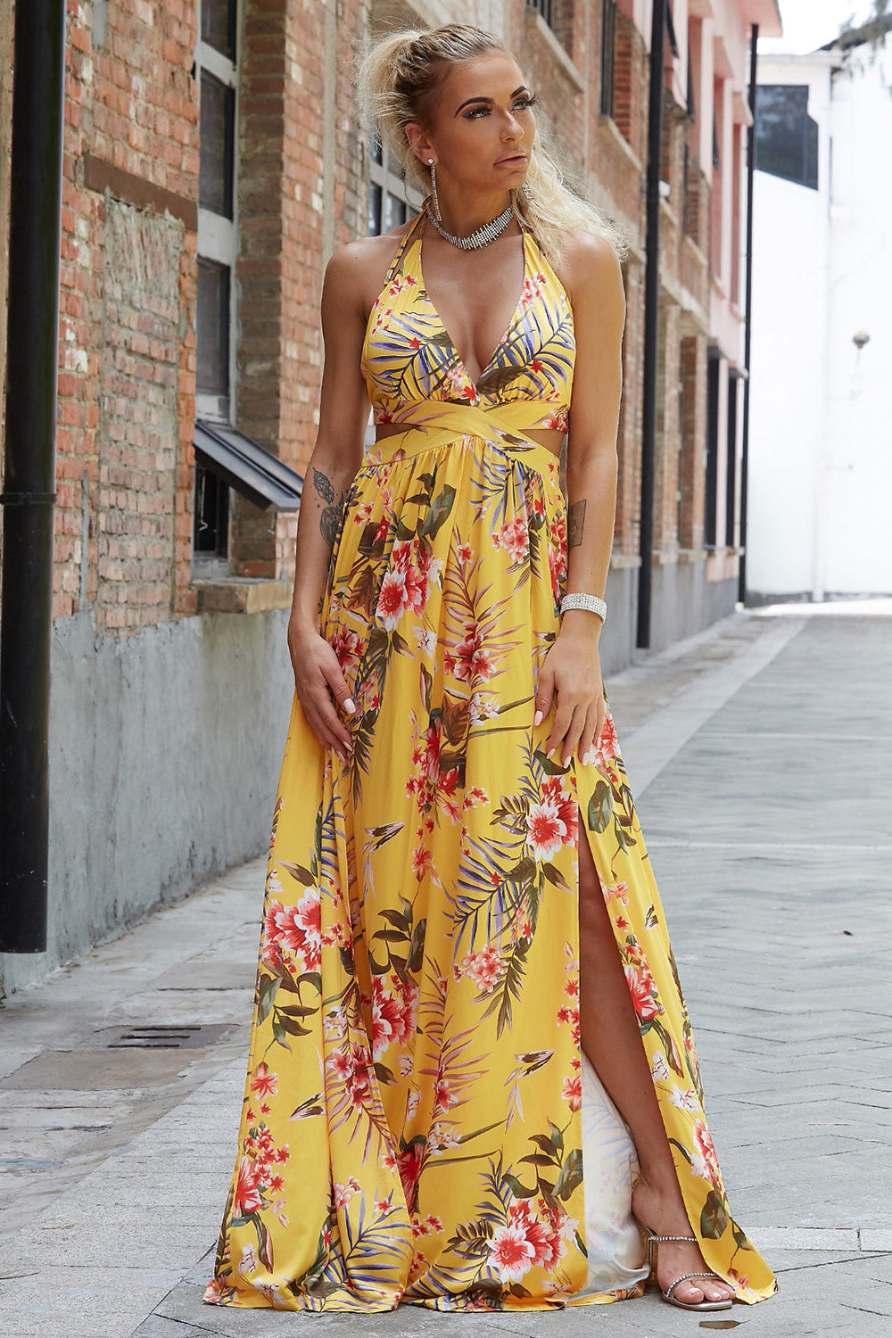 Halter Neck Split Dress - felvior