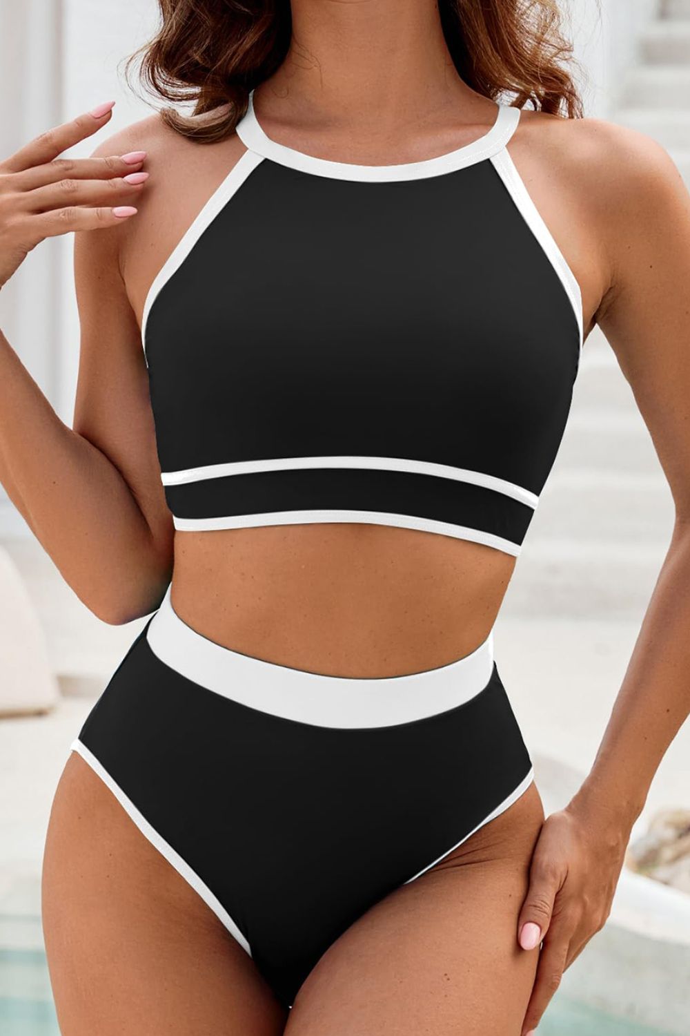 Crisscross Contrast Trim Bikini Set Image principale du produit