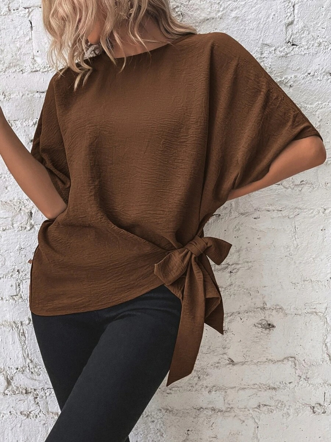 Knotted Round Neck Half Sleeve Blouse - felvior