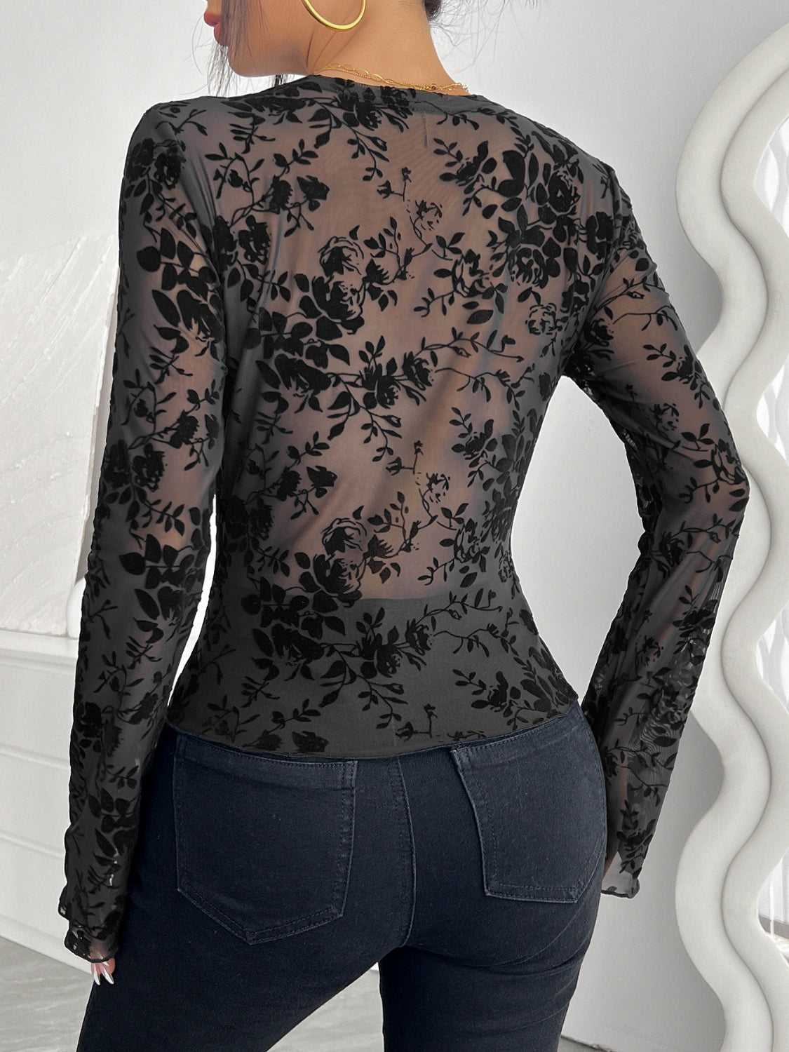 Floral V-Neck Long Sleeve Lace Top - felvior