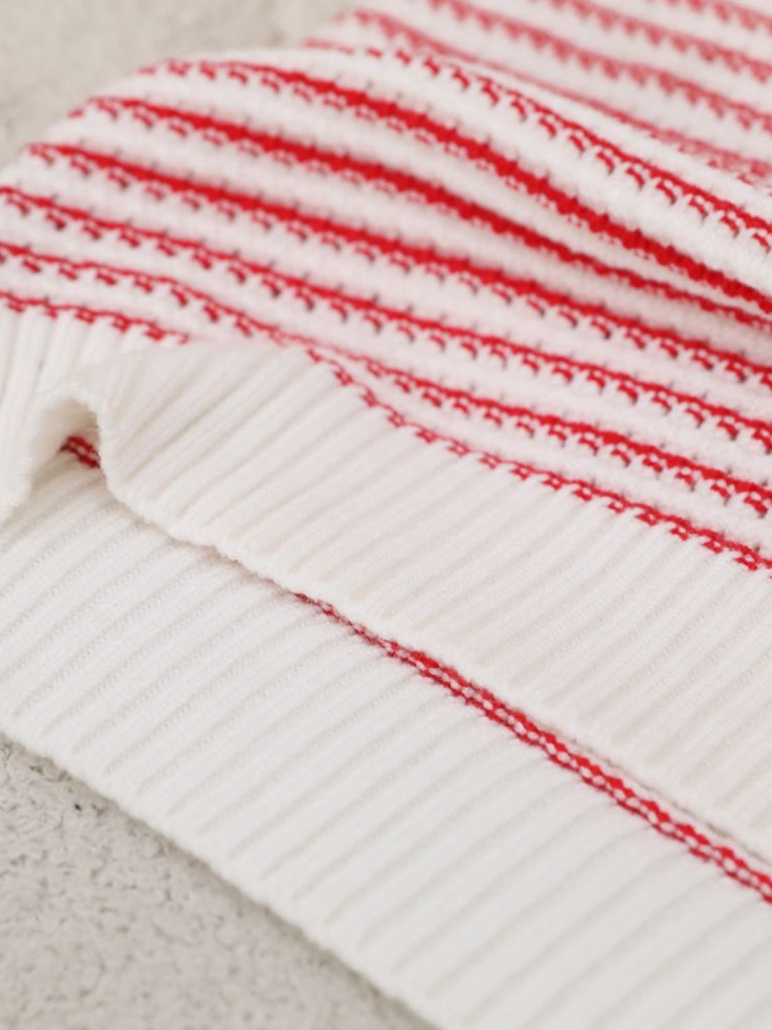 Striped Round Neck Short Sleeve Knit Top - felvior