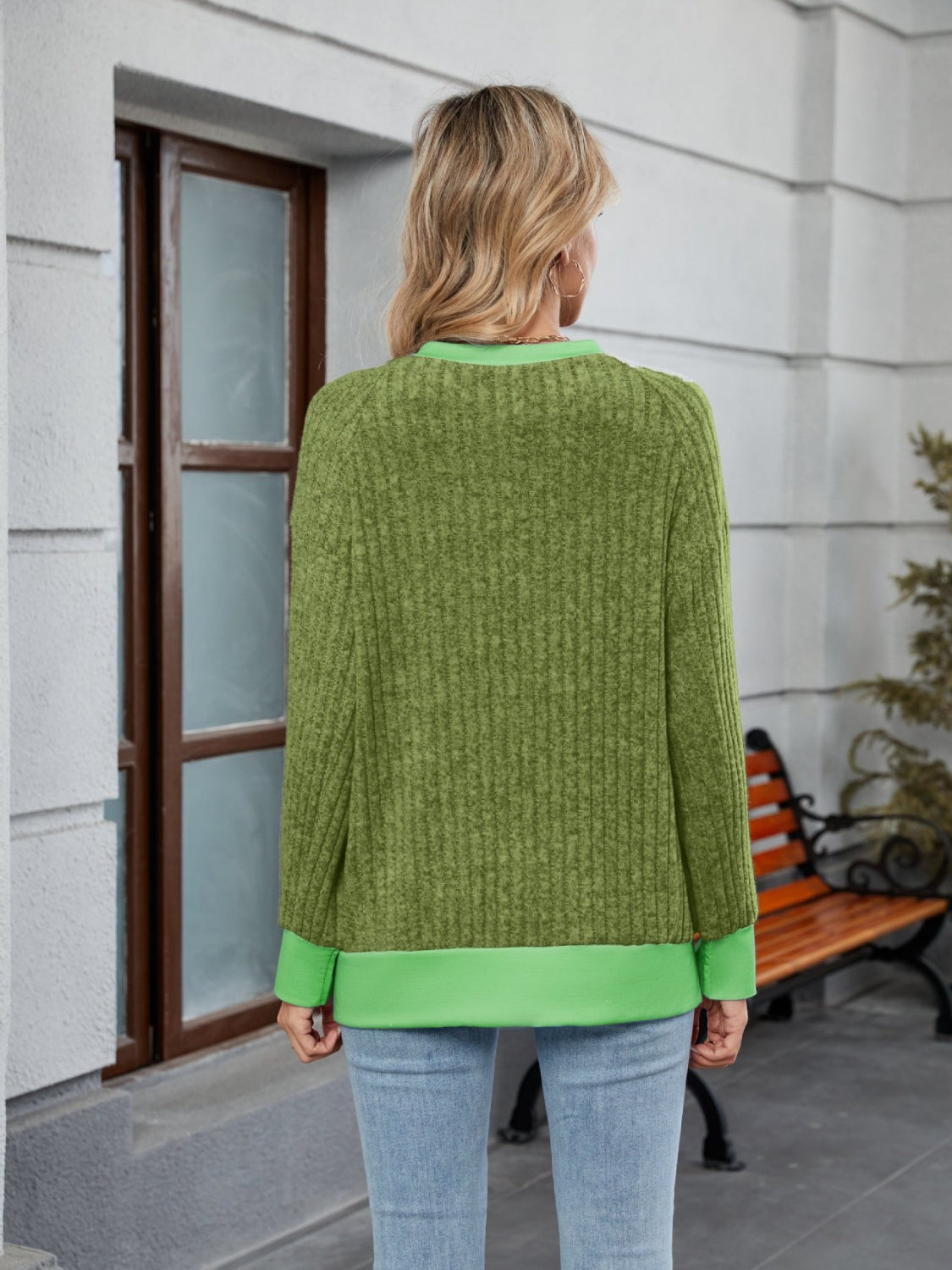 Contrast Trim Round Neck Long Sleeve T-Shirt