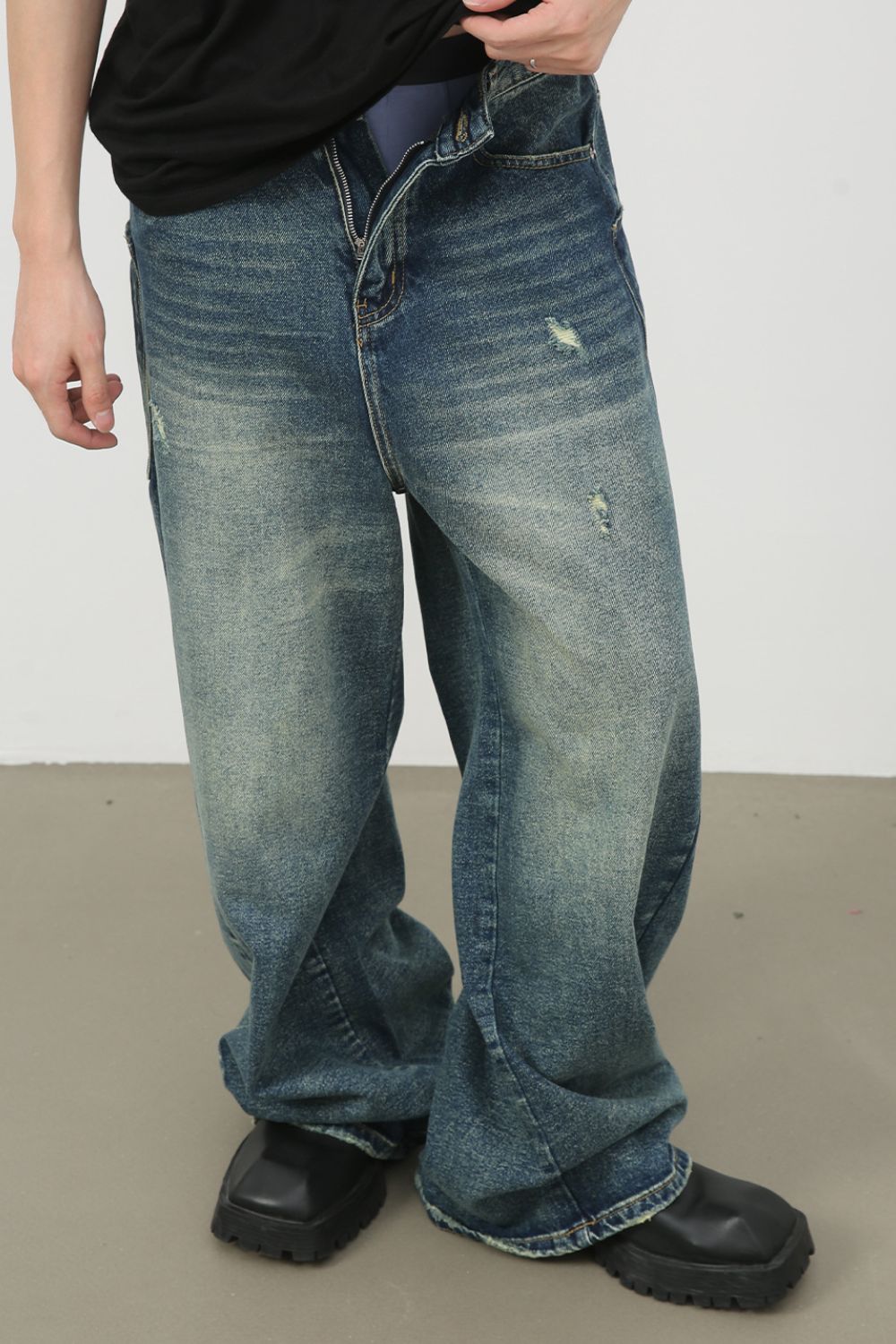 Men's Distressed Detail Wide Leg Jeans