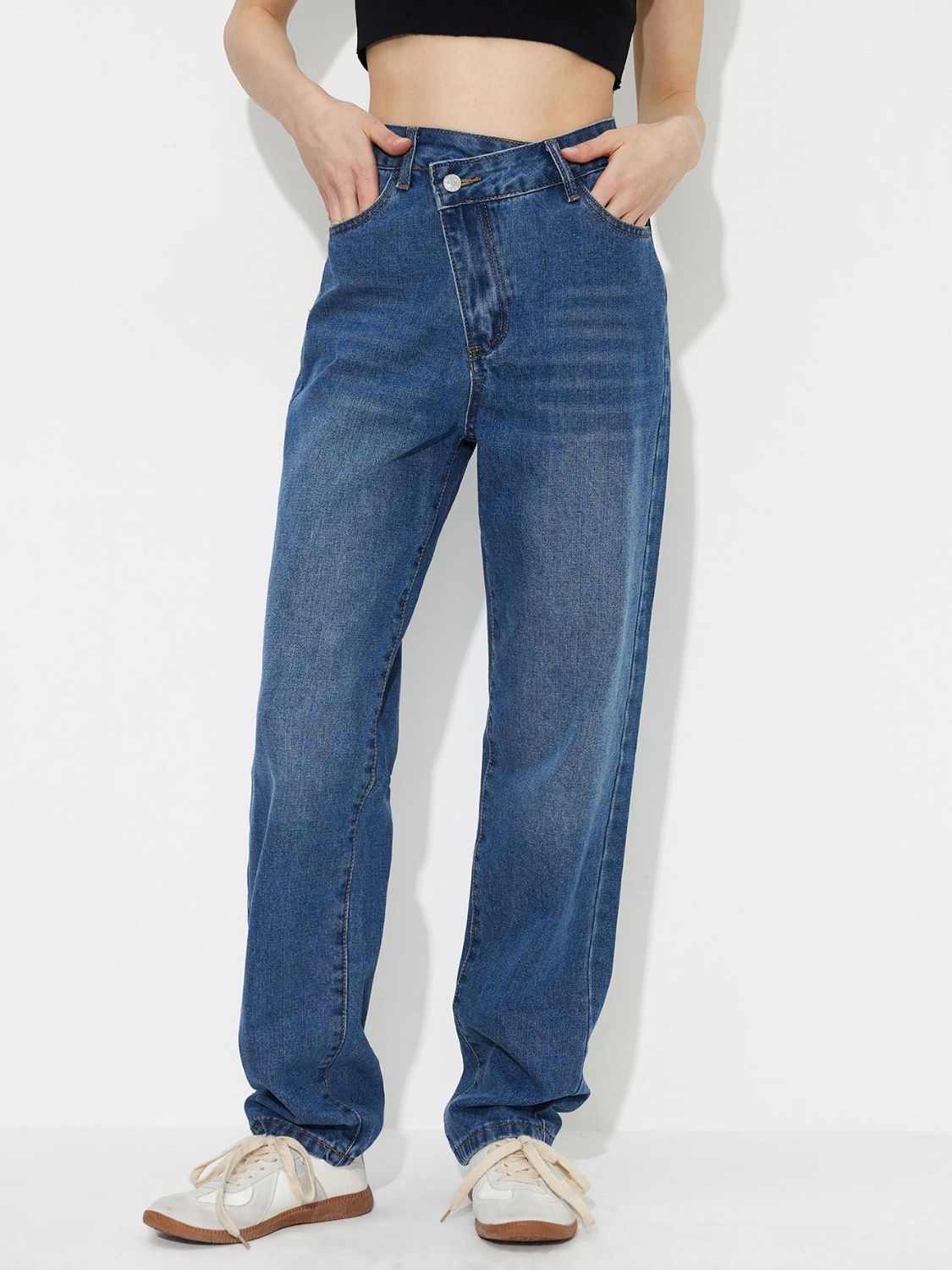 Asymmetric Waist Jeans with Pockets - felvior