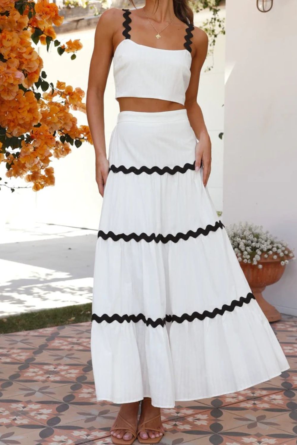 Contrast Trim Cami and Skirt Set - felvior