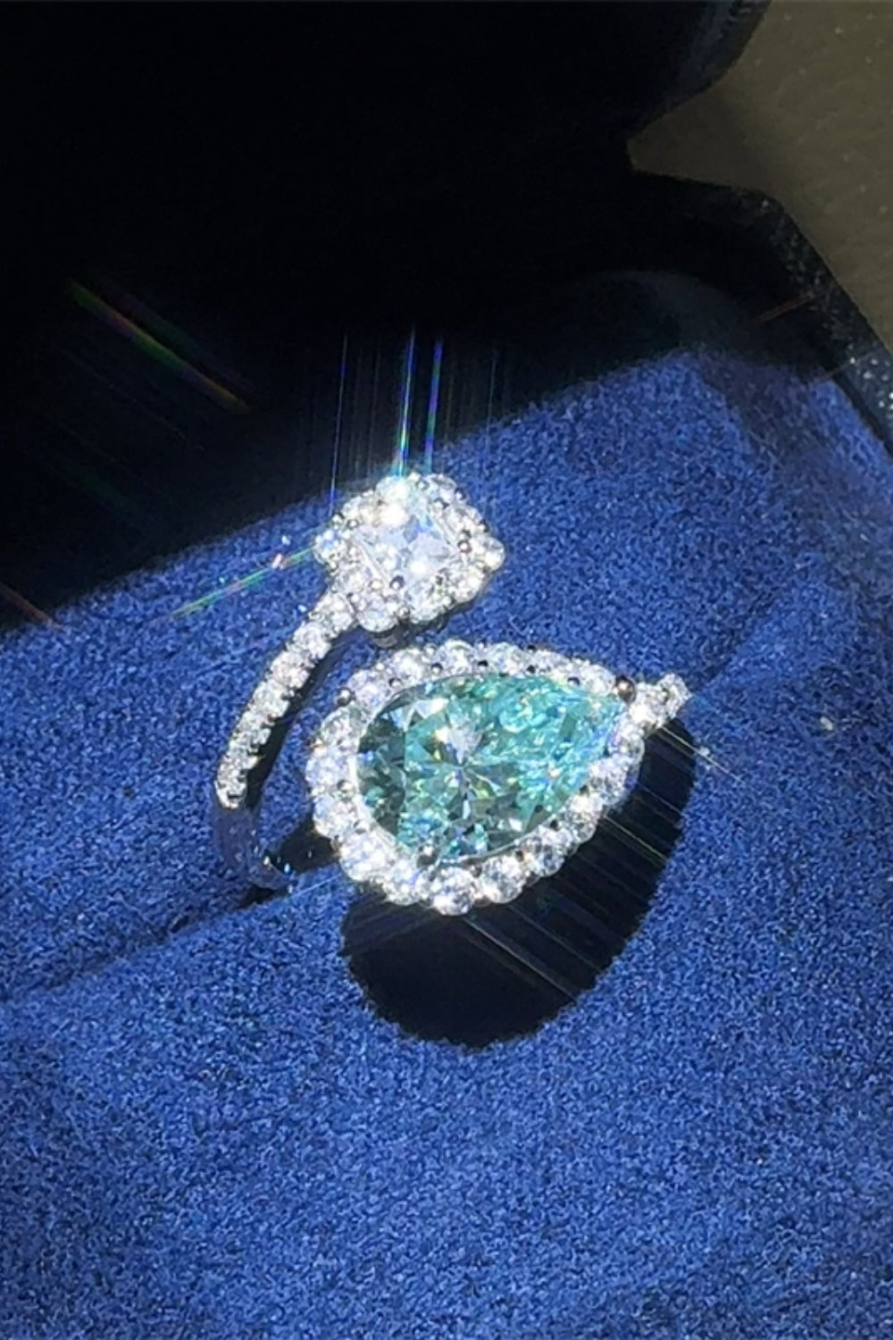 2 Carat Moissanite 925 Sterling Silver Bypass Ring Hauptbild