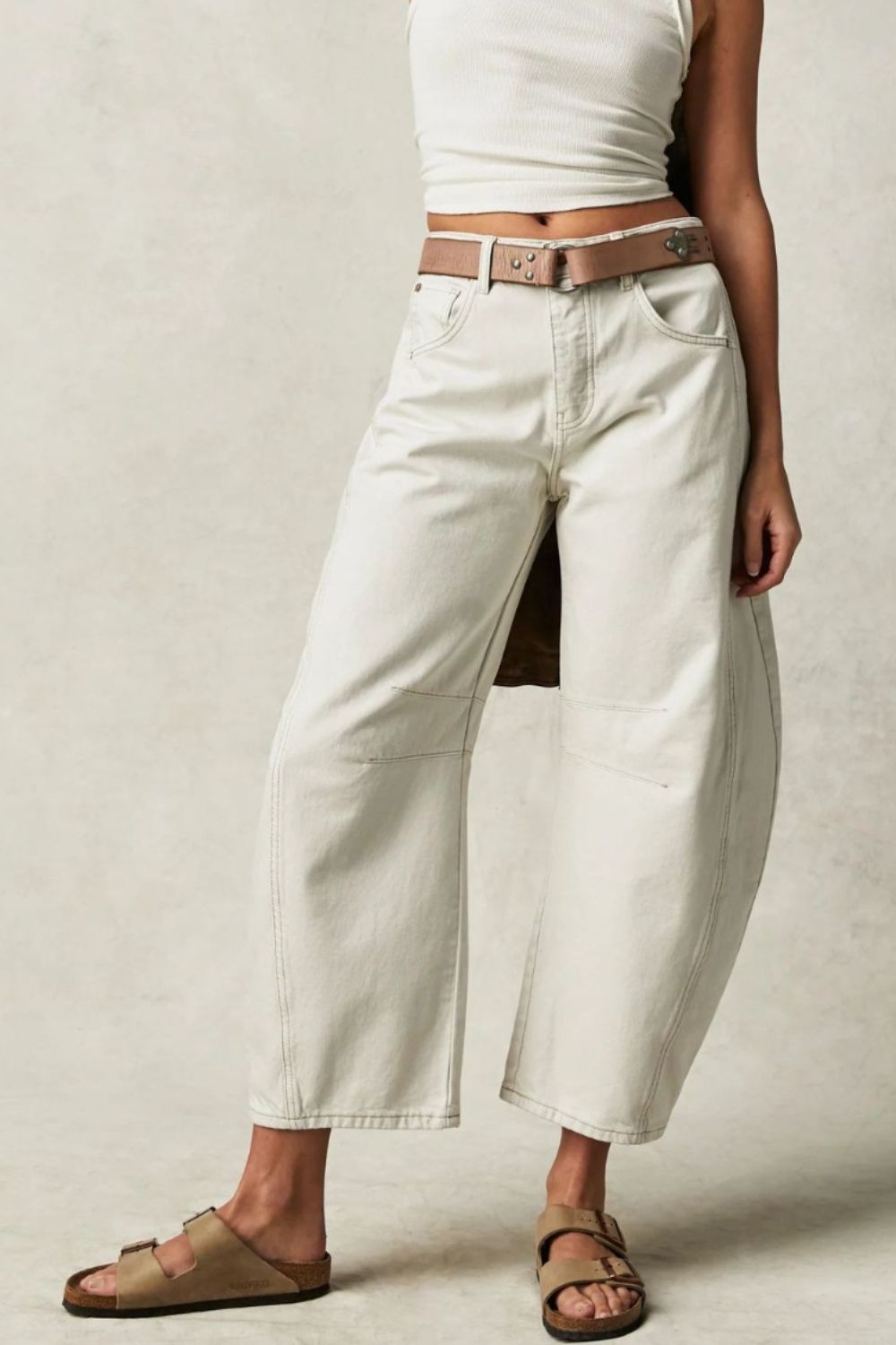 Wide Leg Jeans with Pockets - felvior