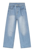 Men's Wide Straight Jeans with Pockets