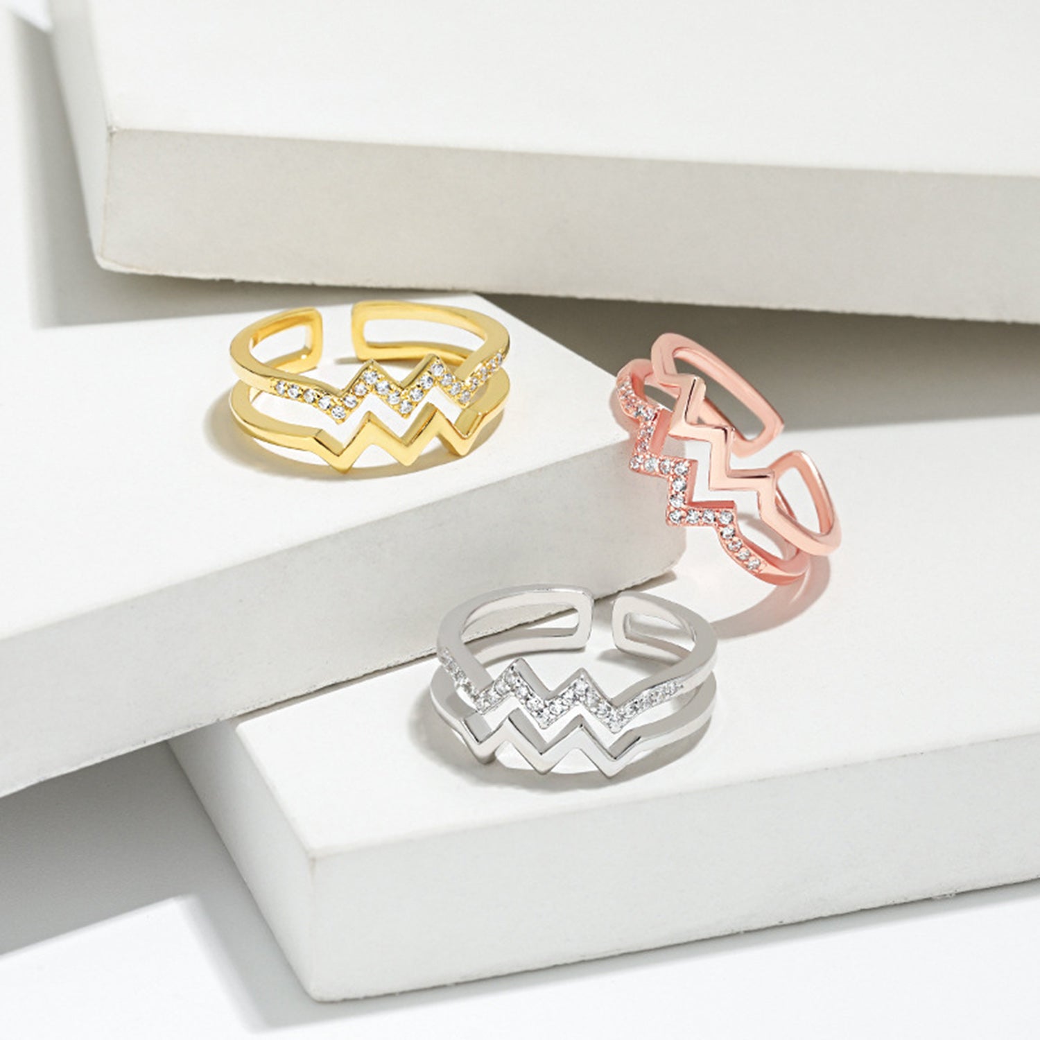 Wave Shape Inlaid Zircon Open Ring Hauptbild