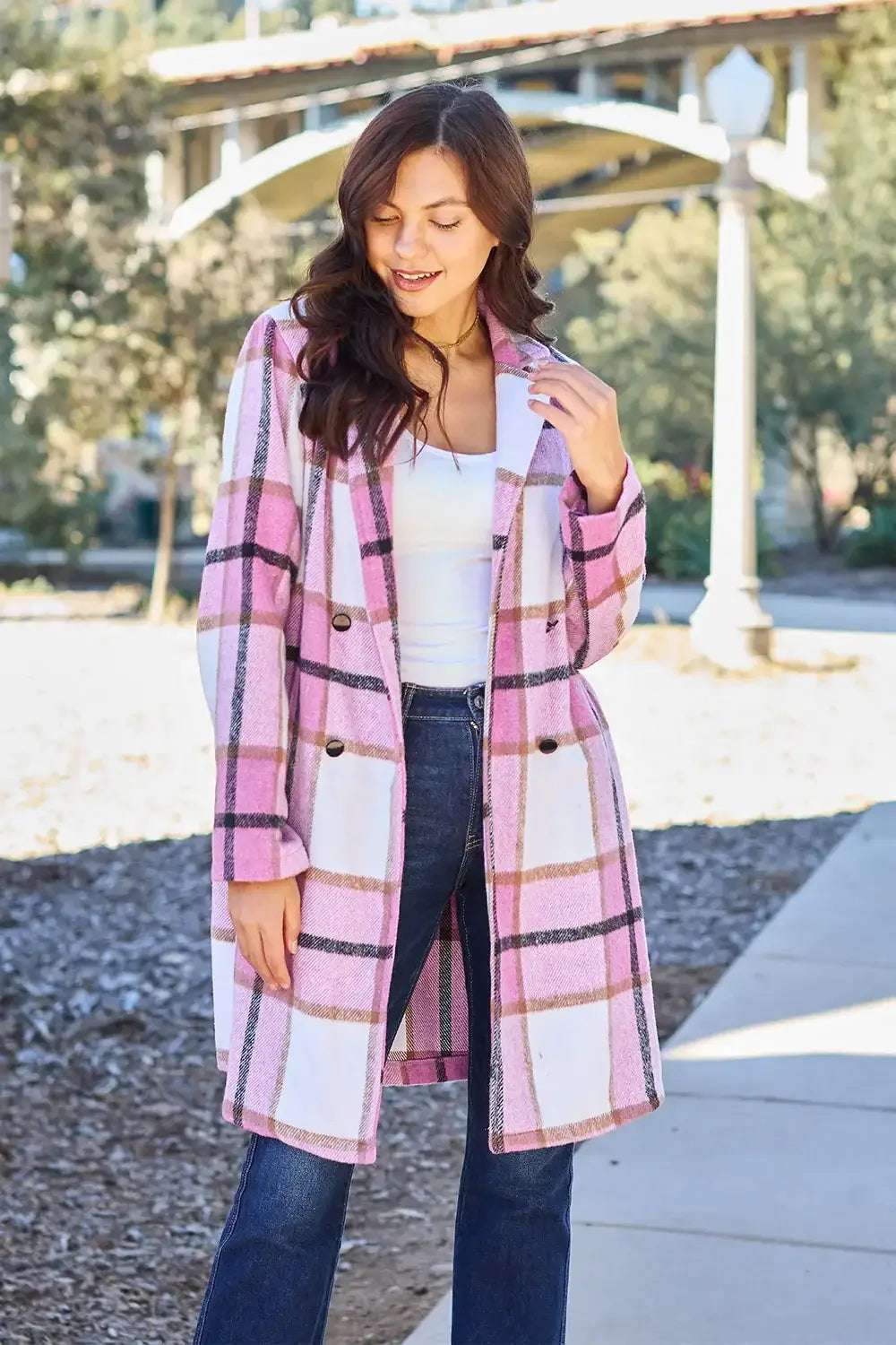 Double Take Full Size Plaid Button Up Lapel Collar Coat Image principale du produit