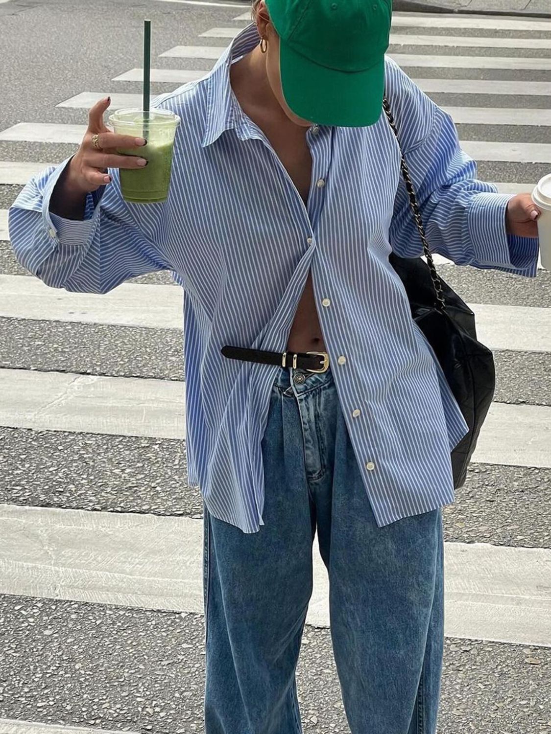 Devine Button Down Striped Collared Neck Long Sleeve Shirt Image principale du produit