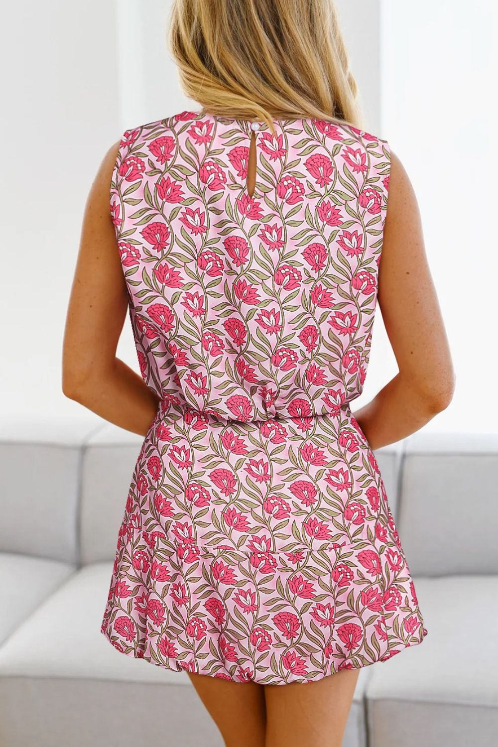 Set aus kurzem Tanktop und Minirock mit Blumenmuster Zweitbild