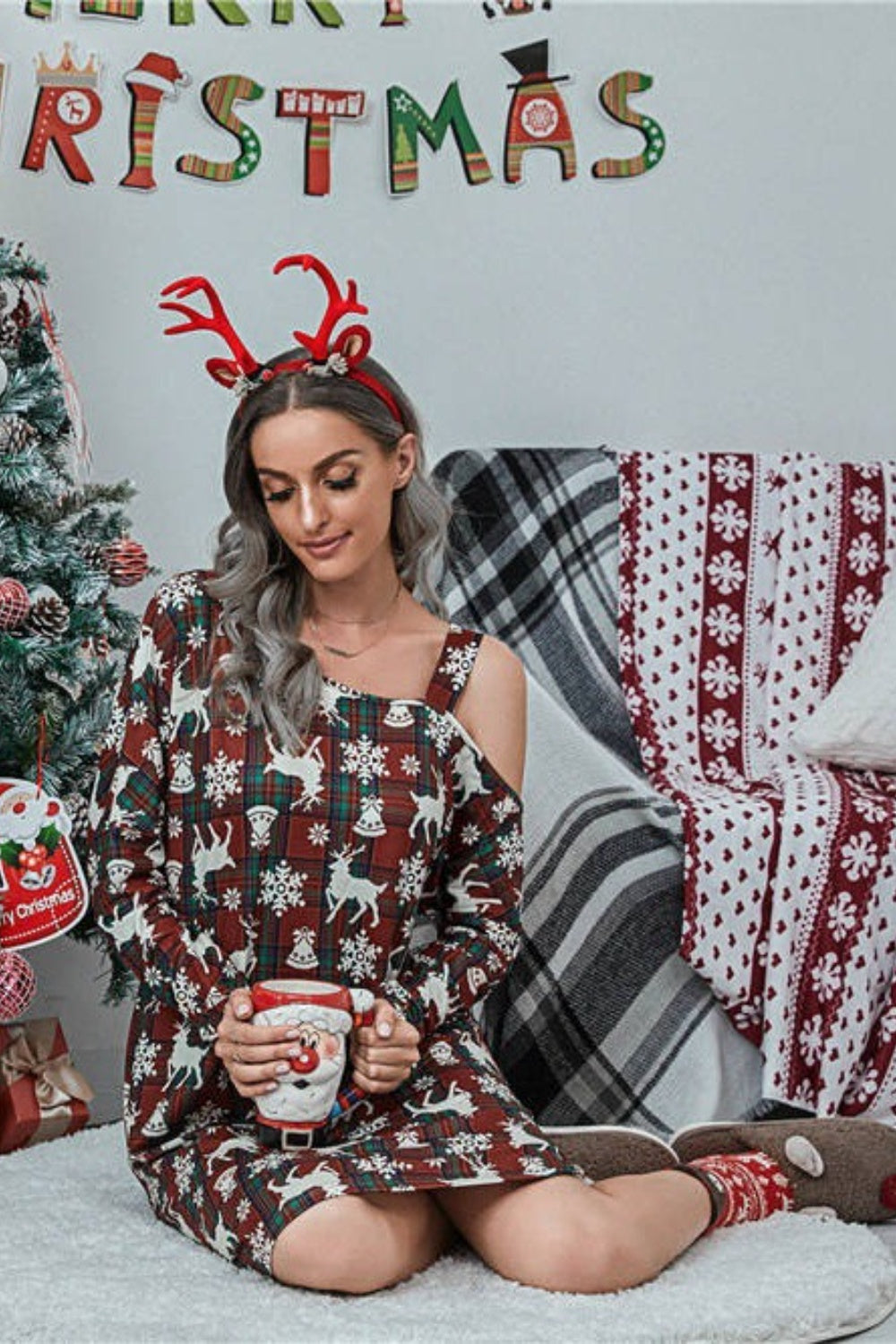 Christmas Asymmetrical Neck Long Sleeve Dress - felvior