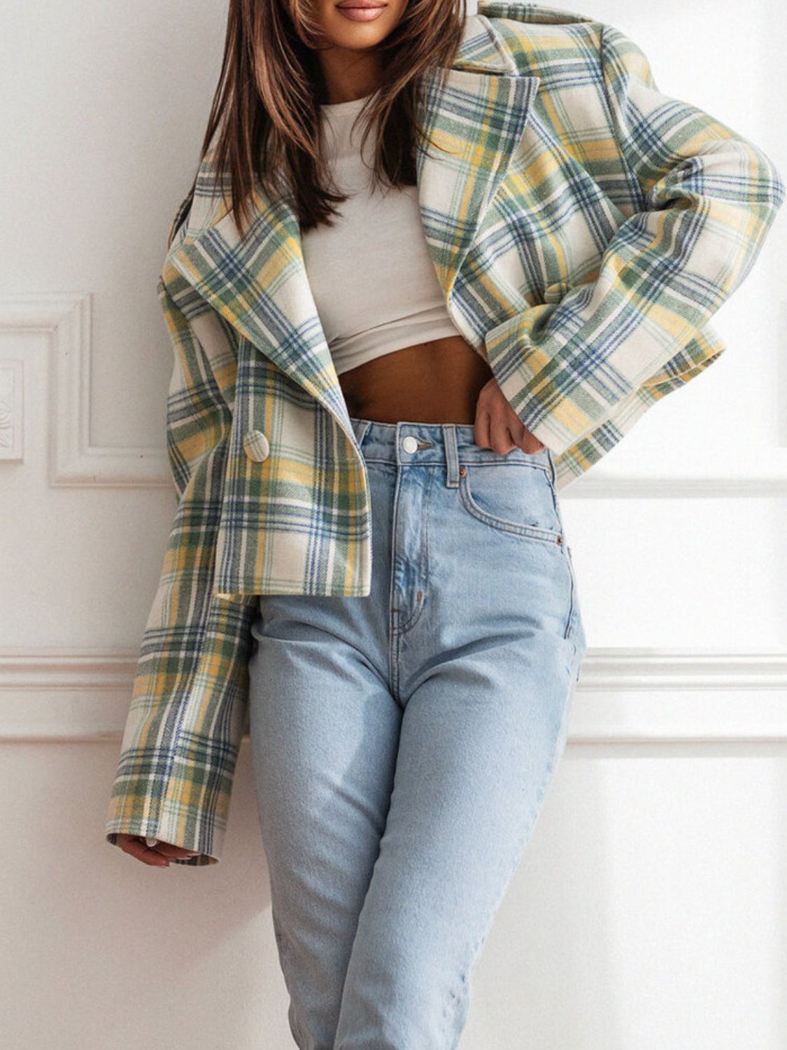Lapel Collar Plaid Cropped Jacket - felvior