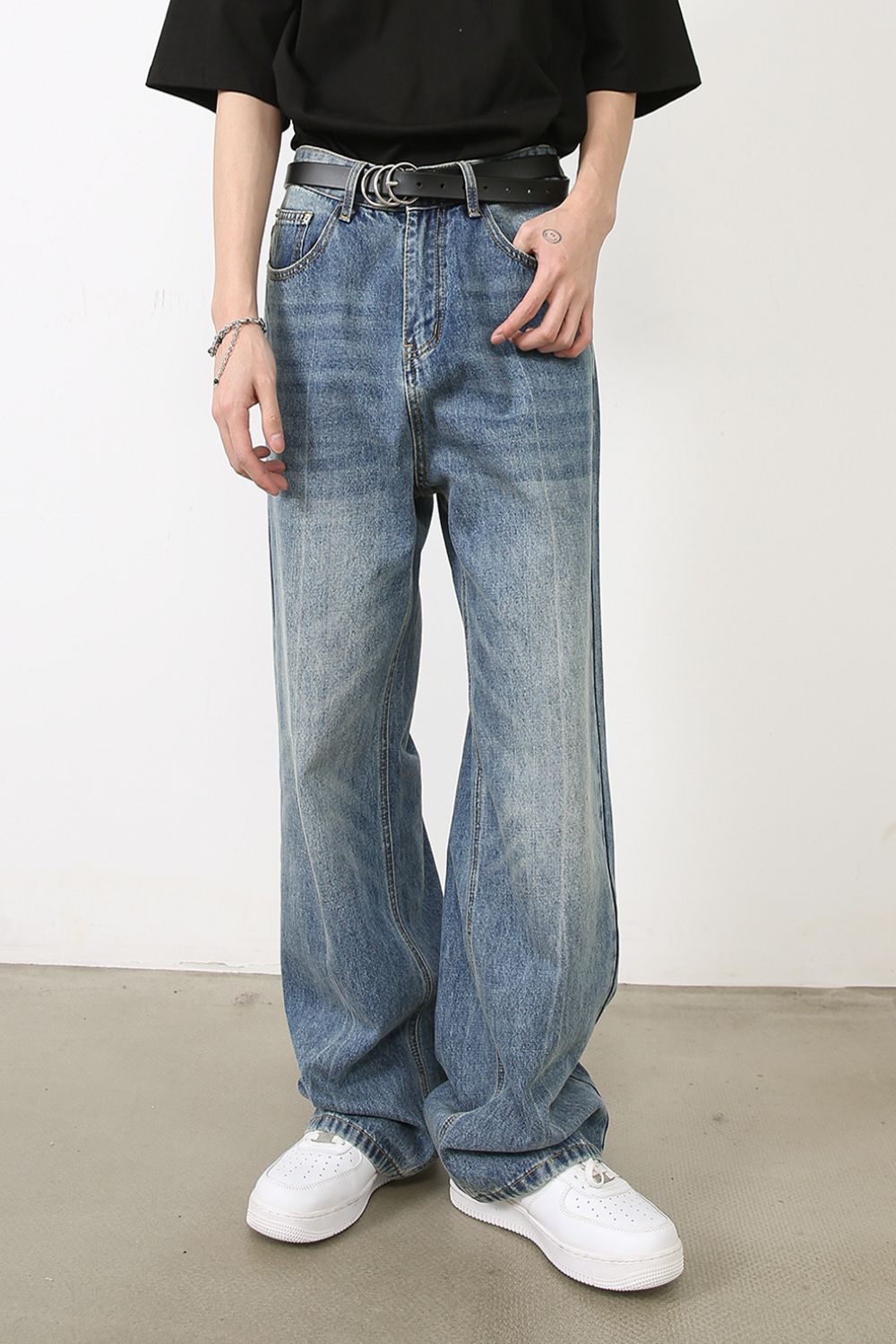 Men's Washed Jeans with Pockets - felvior