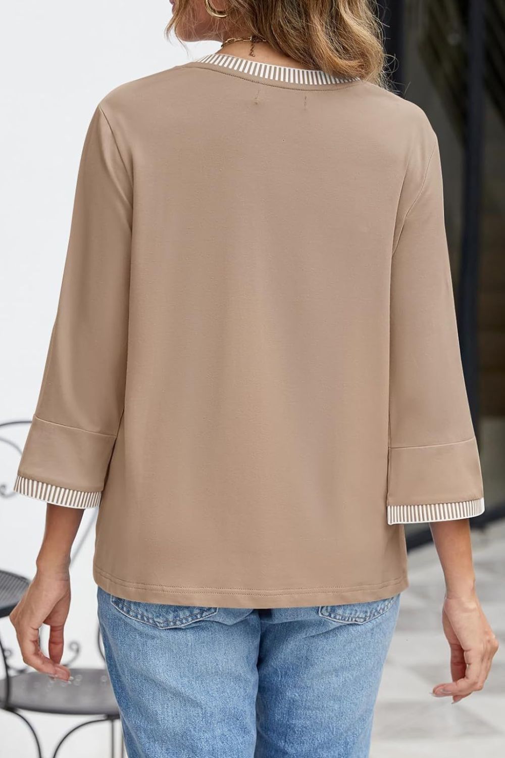 Contrast Trim Round Neck Three-Quarter Sleeve T-Shirt - felvior