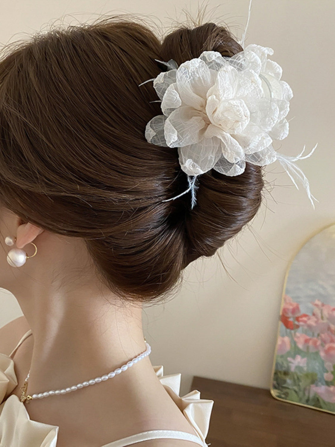 Feather Trim Flower Shape Hair Claw Clip - felvior