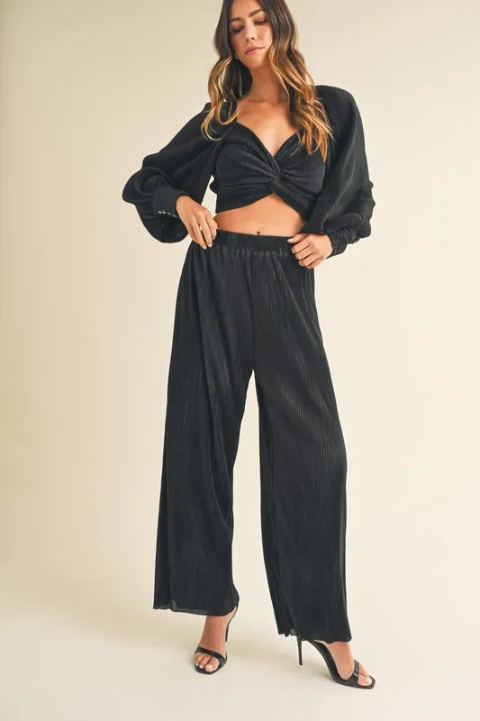 MABLE Front Twisted Long Sleeve Top and Pants Set - felvior