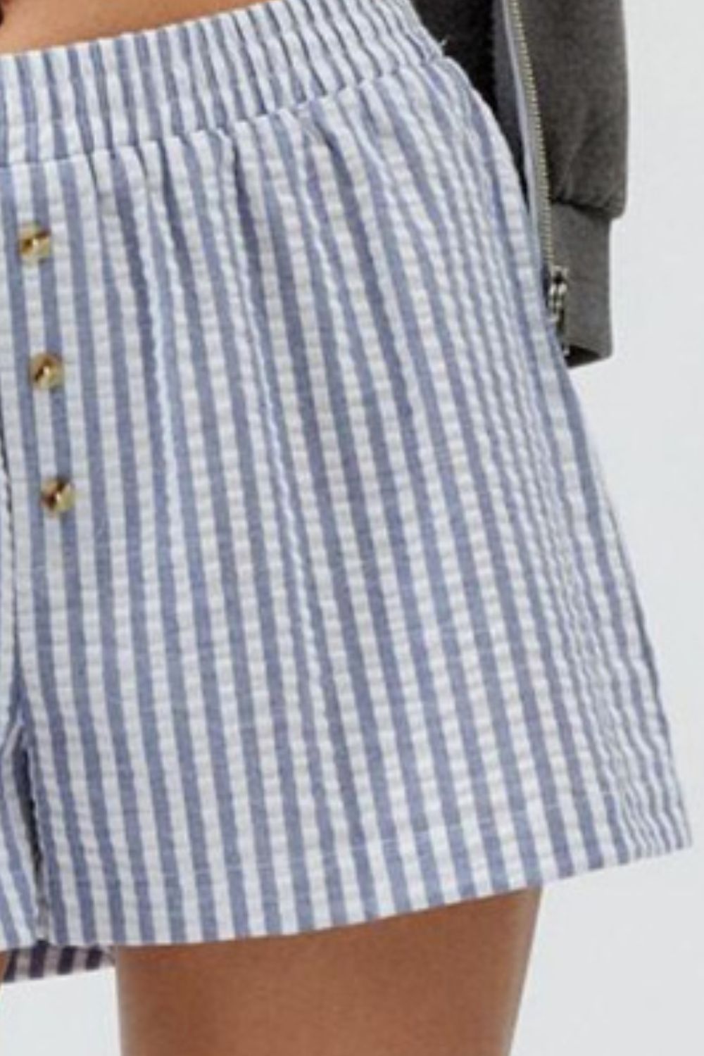 Striped Elastic Waist Shorts - felvior