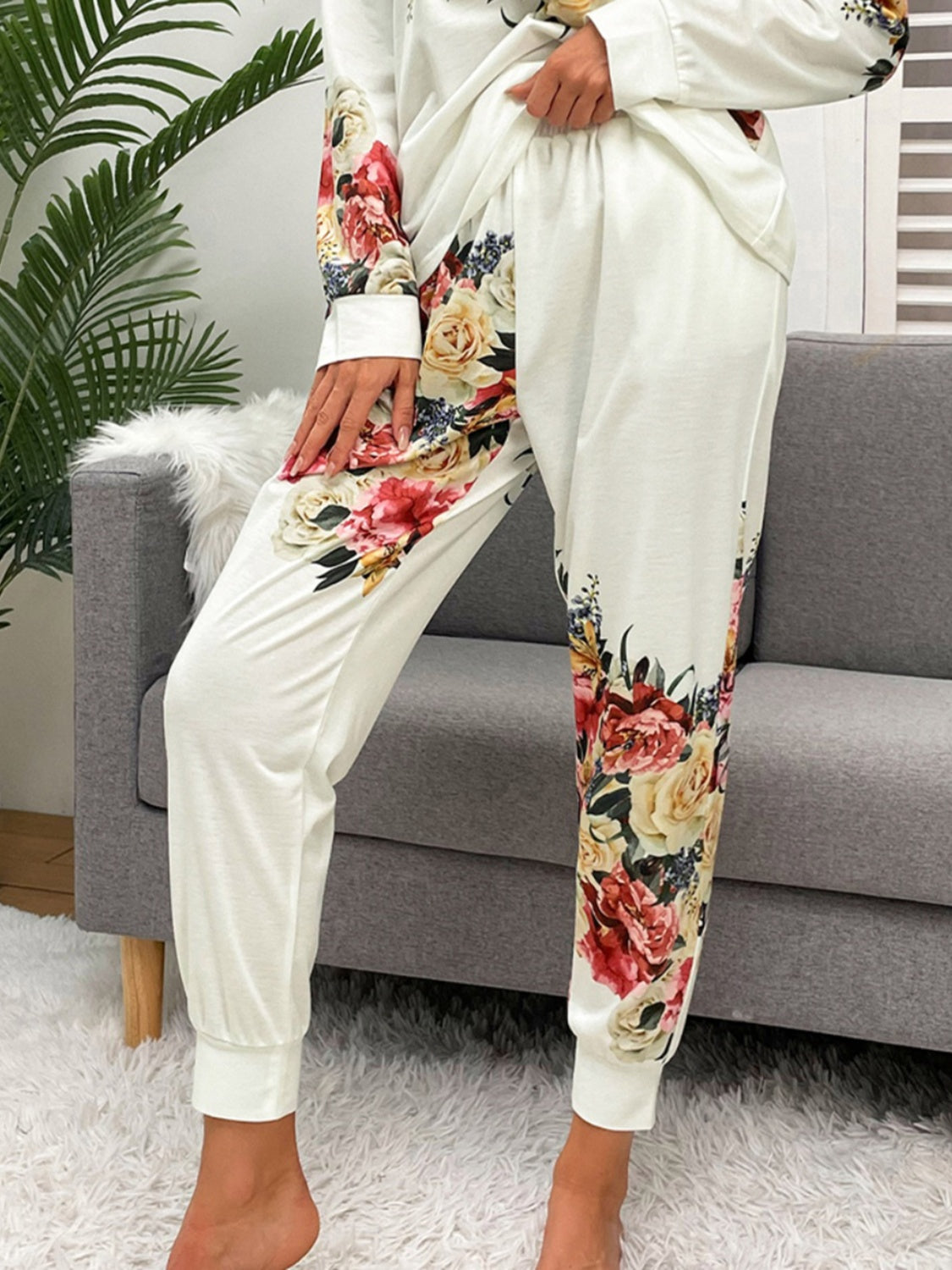 Shiny Printed Round Neck Top and Pants Lounge Set - felvior