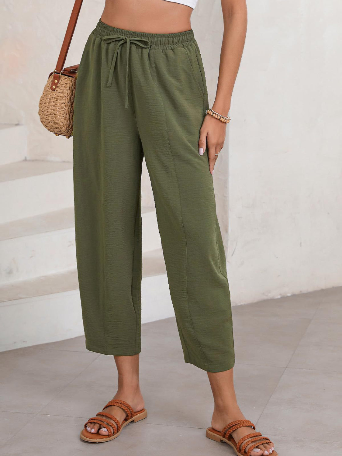 Full Size Drawtising Cropped Jogger Pants Plus Size - felvior