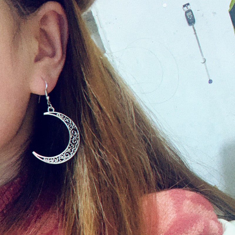 Alloy Cutout Moon Earrings - felvior