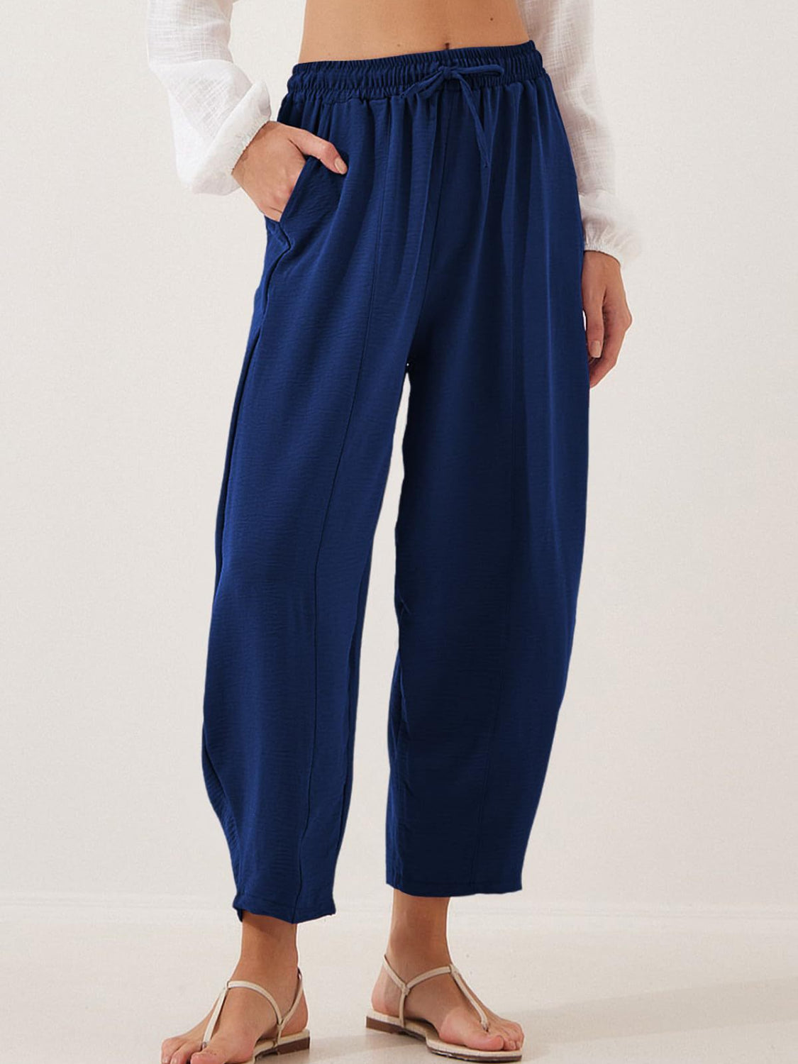 Full Size Drawtising Cropped Jogger Pants Plus Size - felvior