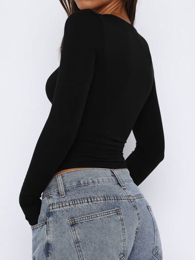 Devine Star Round Neck Long Sleeve T-Shirt - felvior