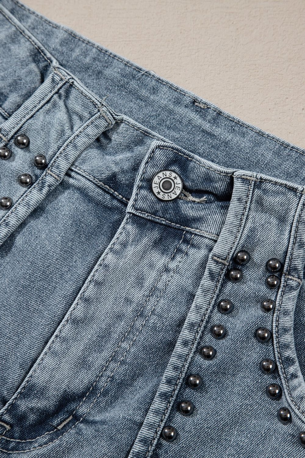 Studded Acid Wash Denim Shorts - felvior
