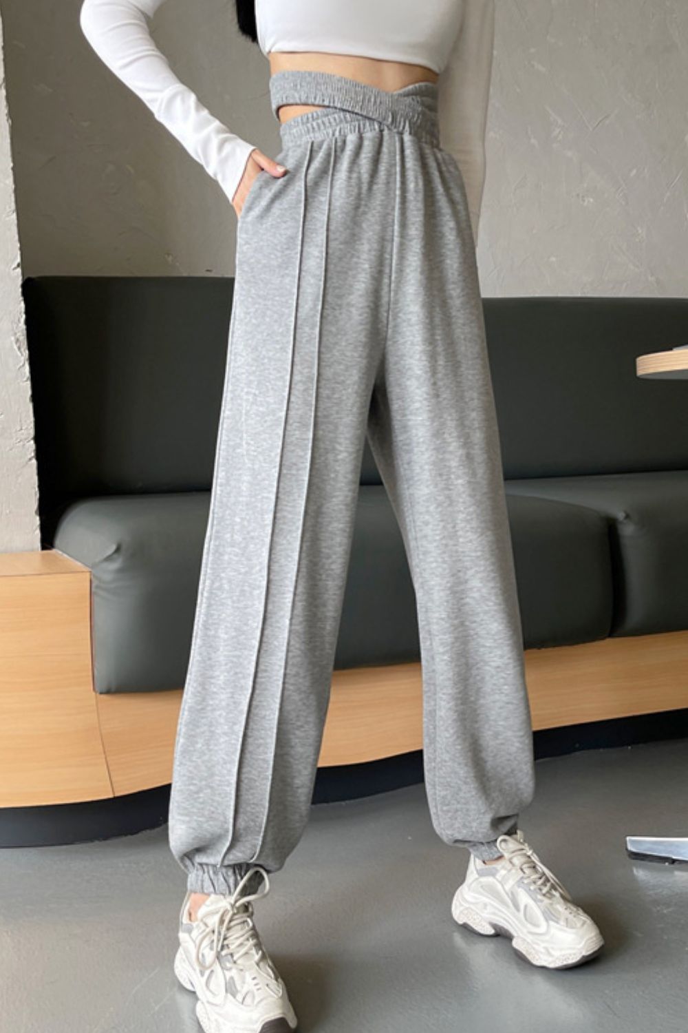 Crisscross Long Sweatpants - felvior