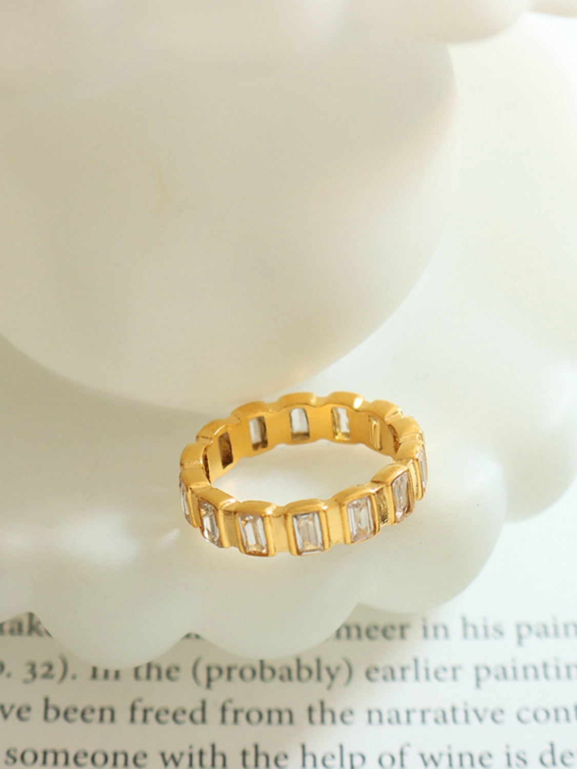 Titanium Steel Inlaid Zircon Ring - felvior