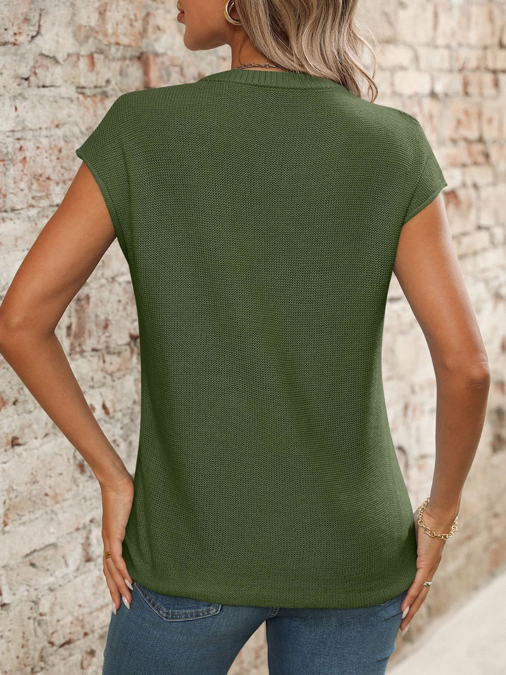 V-Neck Short Sleeve Knit Top