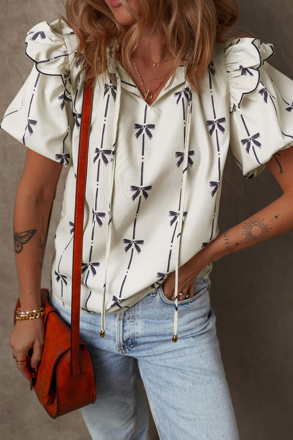 Bow Print Tie Neck Short Sleeve Blouse - felvior