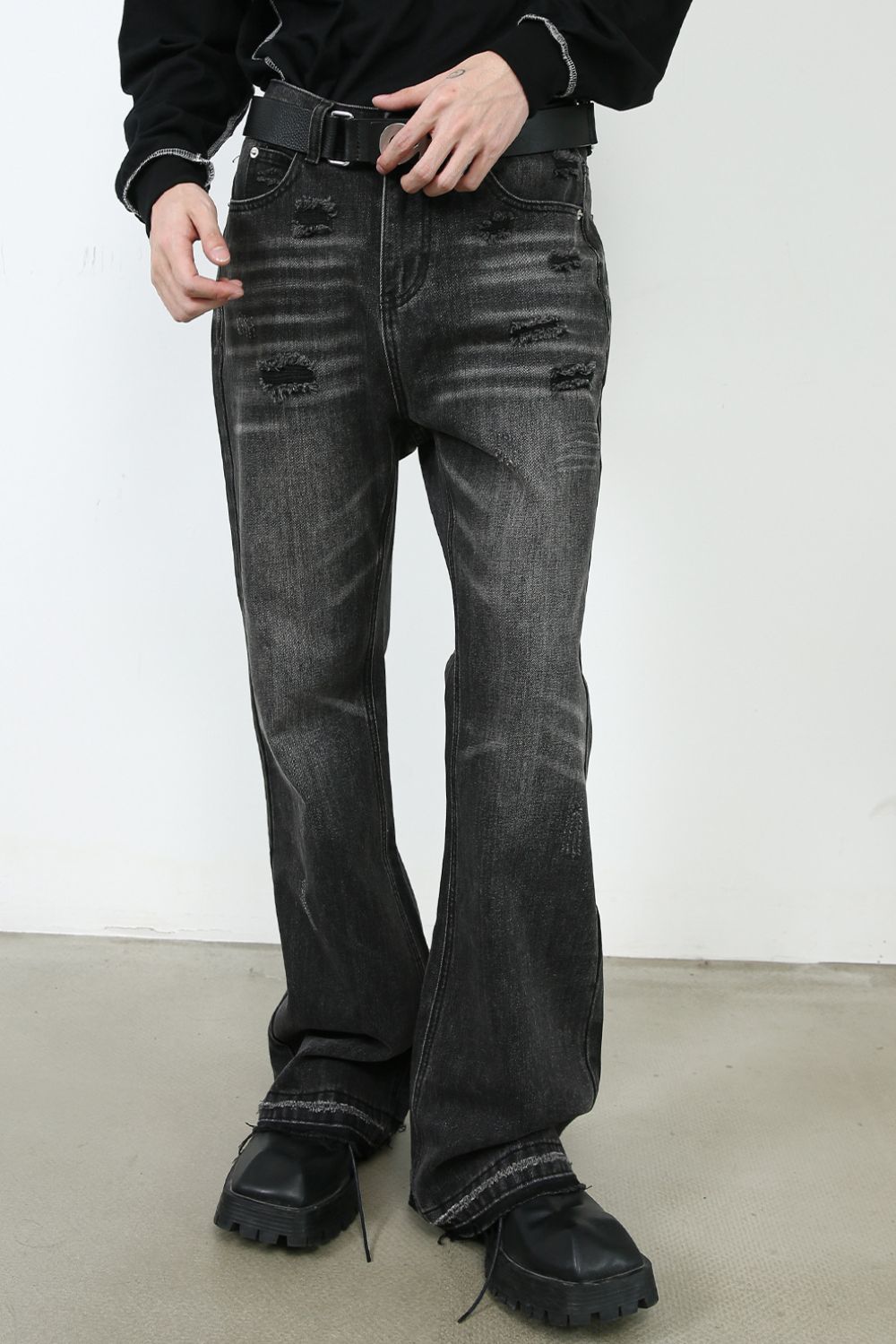 Men's Frayed Hem Bootcut Jeans