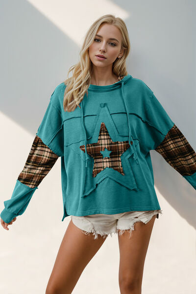 Double Take Drawstring Plaid Star Patch Long Sleeve Hoodie Hauptbild